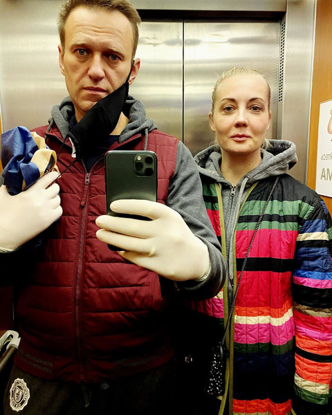 Фото №2 - «Живите с этим»: Юлия Навальная высказалась об отравлении своего супруга