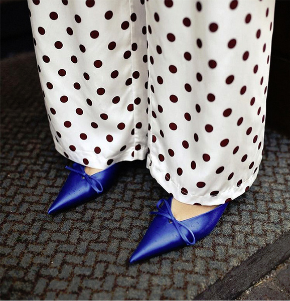 Всегда ли в моде классика фото