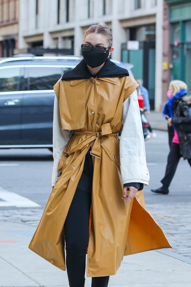 Кожаный, без рукавов и с накладным воротником — Джиджи Хадид показывает, как выглядит самый модный тренч этой весны
