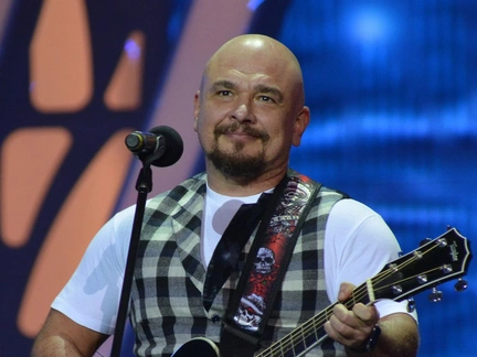 Роман с женой Абдулова и участие дочки в «Голосе». «Ветер в голове» Трофима