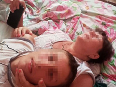 Ему 15 лет, ей — 46: школьник обвинил учительницу в совращении и показал фото
