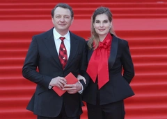 Бывшая жена Марата Башарова улетела с сыном в Доминикану