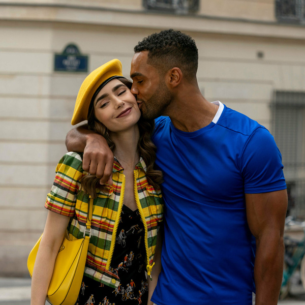 Берет, панама, шапка бини: головные уборы как у Эмили в сериале «Эмили в Париже»
