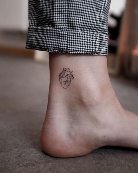 10 лучших идей для татуировок с сердечками 💖