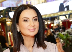 Екатерина Стриженова надела на голову пакет, чтобы испытать приступ удушья