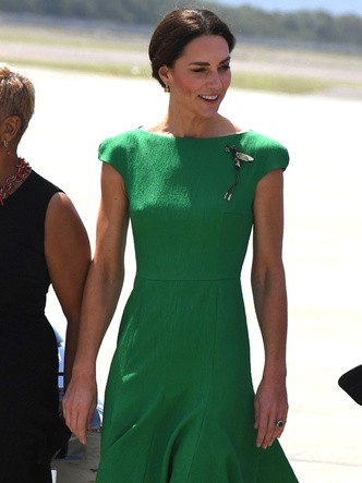 Модный тур Кейт Миддлтон: все наряды герцогини Кембриджской на Карибах
