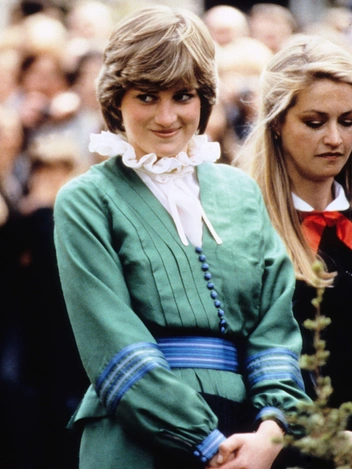 Леди Диана Спенсер незадолго до свадьбы с принцем Чарльзом, 1981