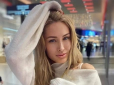Многодетная Алена Ашмарина рассталась с бойфрендом