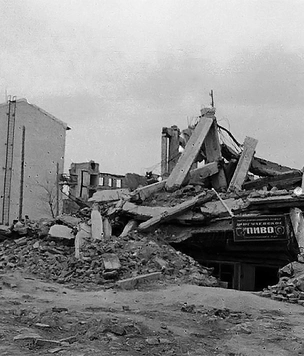 История одной фотографии: сталинградская пивная, 1948 год