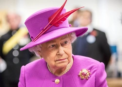 Странные традиции: зачем Королева раз в год заставляла каждого Виндзора взвешиваться