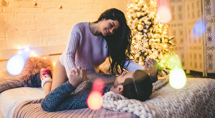 Секс под елкой: 21 идея для вашей пары