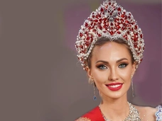 Титул «Миссис Москва 2023» завоевала мать двоих детей Анастасия Милеева