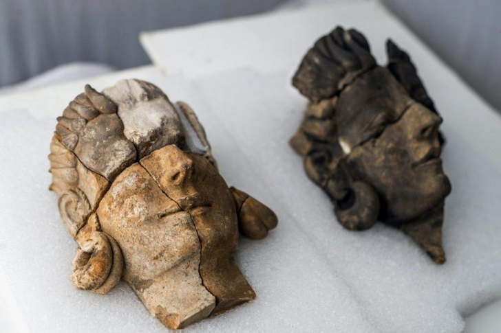 Богини с загадочными улыбками: посмотрите на осколки скульптур исчезнувшей цивилизации тартессийцев