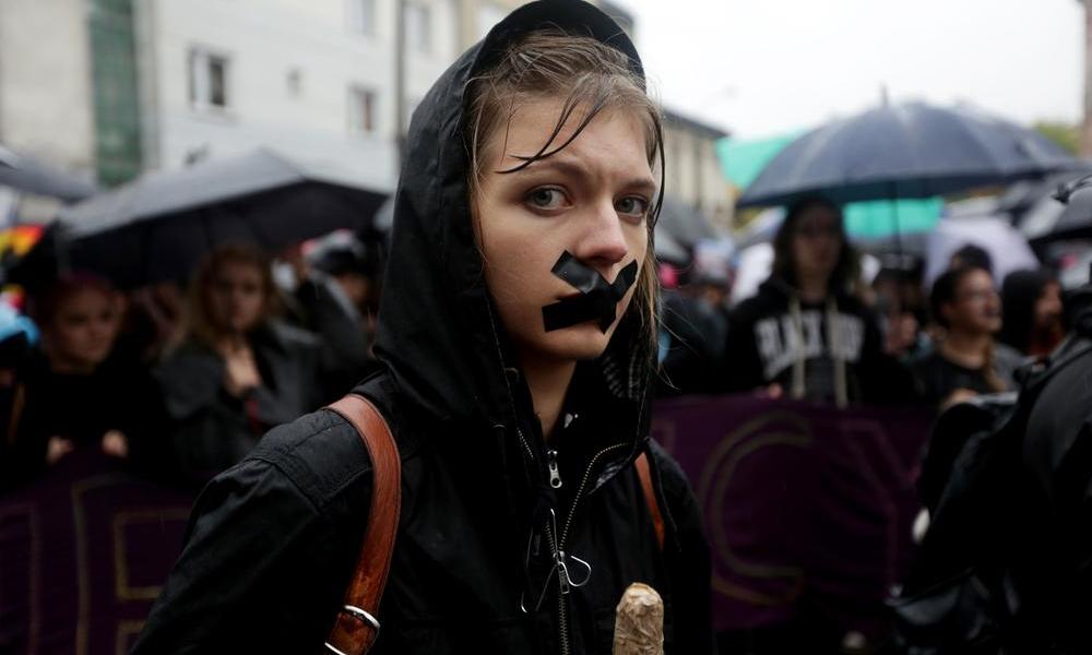 Протесты в Польше после смерти беременной женщины. Как влияет запрет абортов на психику?