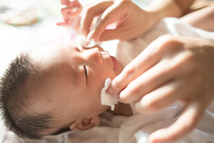 как промывать глаза новорожденному