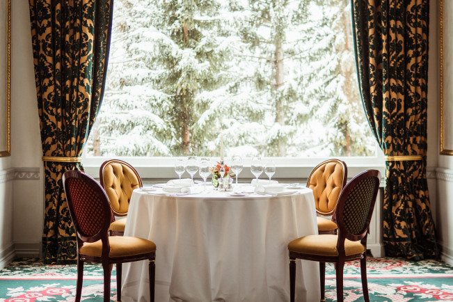 Фото №3 - Ледяной дворец из сказки: роскошный отель Carlton St. Moritz — идеальная локация для зимнего путешествия