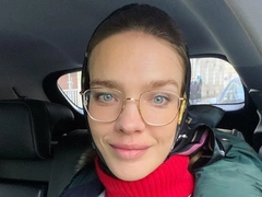 Зверский холод: Наталья Водянова показала детям настоящую Россию
