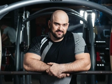 Бодибилдер Руслан Богатырев: о том, почему решил запеть, хайпе и деньгах