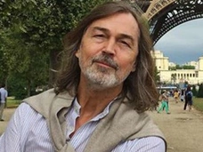 Стас Садальский: «Картинами Никаса Сафронова можно вытираться и даже сморкаться в них»