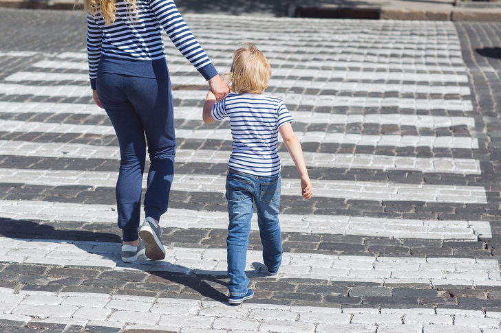 как научить ребенка не убегать на улице от мамы