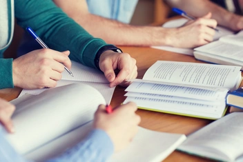 Изучение иностранного языка: почему так важно выбрать учебник правильно