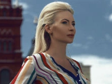 Элина Камирен выйдет замуж в комбинезоне