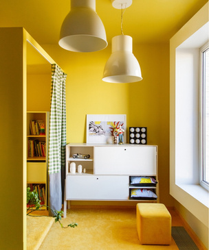 Желтый цвет в детской комнате: 35+ ярких примеров