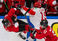 «Красная машина» сломалась. Россия проиграла Канаде в полуфинале молодежного ЧМ по хоккею
