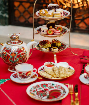 Рождественские бранчи и чаепития у камина: как провести праздничные выходные в Санкт-Петербурге