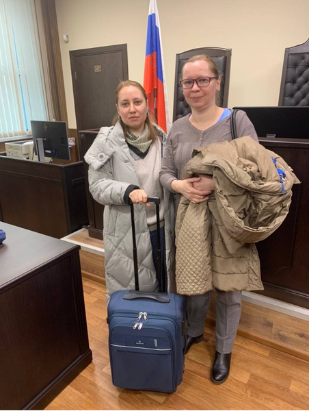 «Где-то растут наши дети!»: москвички 10 лет судятся с агентством, которое «украло» их яйцеклетки и оставило без малышей