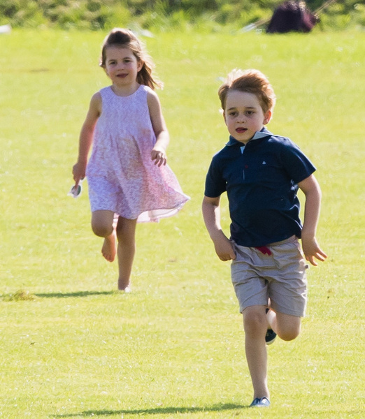 Пицца, мороженое и магическое шоу: какие сюрпризы Кейт и Уильям готовят на 6-летие принца Джорджа