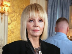 «Почему 50 лет молчала?»: Валерия осудила Проклову за скандальное интервью