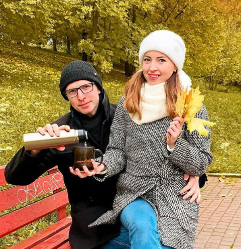 Муж блогера Екатерины Диденко скончался в реанимации после вечеринки с сухим льдом