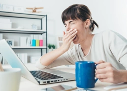 3 лайфхака, которые помогут вам победить дневную сонливость