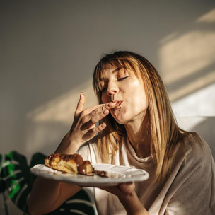 Остановите себя: 11 вредных привычек, которые развивают зависимость от еды