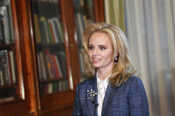 Старшая дочь Владимира Путина, занимающая высокий пост в Минздраве, прочитала доклад на форуме – фото