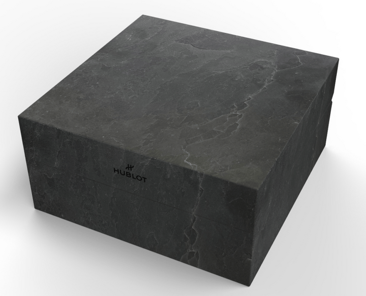 Для него и для нее: часы Hublot Big Bang All Black Zermatt из черной керамики