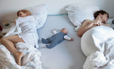 С кем спать ребенку Плюсы и минусы совместного сна родителей и малышей