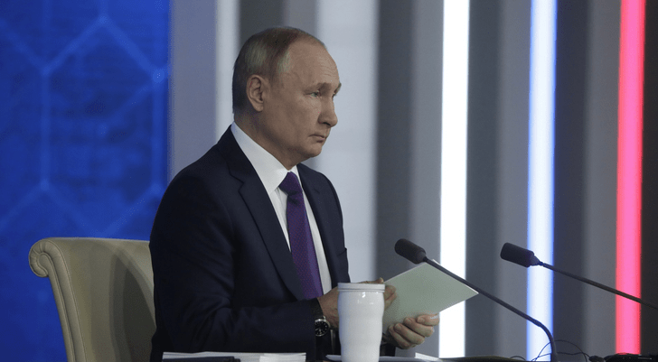 Пресс-конференция Владимира Путина: ответ антипрививочникам, благодарность Деду Морозу и другое