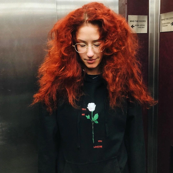 Могла ли одна из танцовщиц Деми снабжать ее наркотиками? | thegirl.ru
