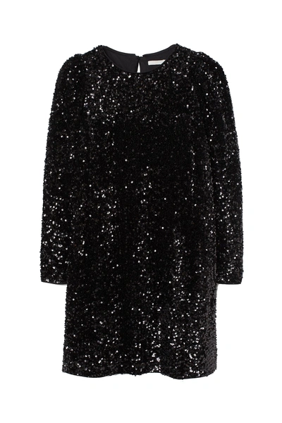 Платье H&MЦена: 2 499 руб.Где купить: hm.com