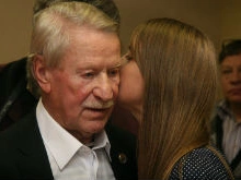 Иван Краско стал для молодой супруги Зевсом
