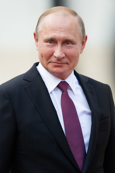«Патриотизм, но не квасной и кислый»: Владимир Путин о национальной идее России