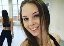 Полина Диброва готовится зажечь на танцполе