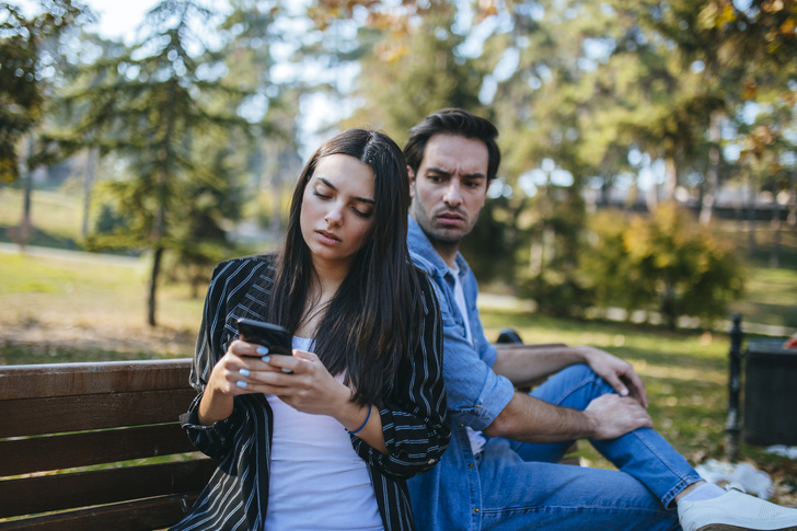 Девушка делится ужасным SMS, которое ей по ошибке отправил парень на первом свидании