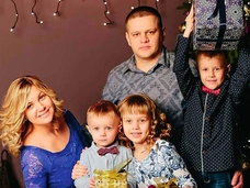 Год после трагедии в «Зимней вишне»: Игорь Востриков до сих пор боится заходить домой