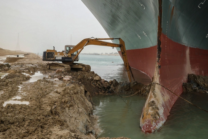 12 глубоководных фактов о Суэцком канале —  главной морской срезке в истории человечества