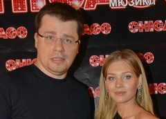 Гарик Харламов: «У нас нет вражды, мы с Кристиной решили, что все пройдет спокойно и по суду»
