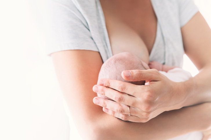 Импланты и грудное вскармливание: 5 вопросов о пластике груди для будущих мам