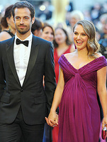 Натали Портман (Natalie Portman) и Бенджамен Милльпье (Benjamin Millepied) Натали Портман (Natalie Portman) и Бенджамен Милльпье (Benjamin Millepied)